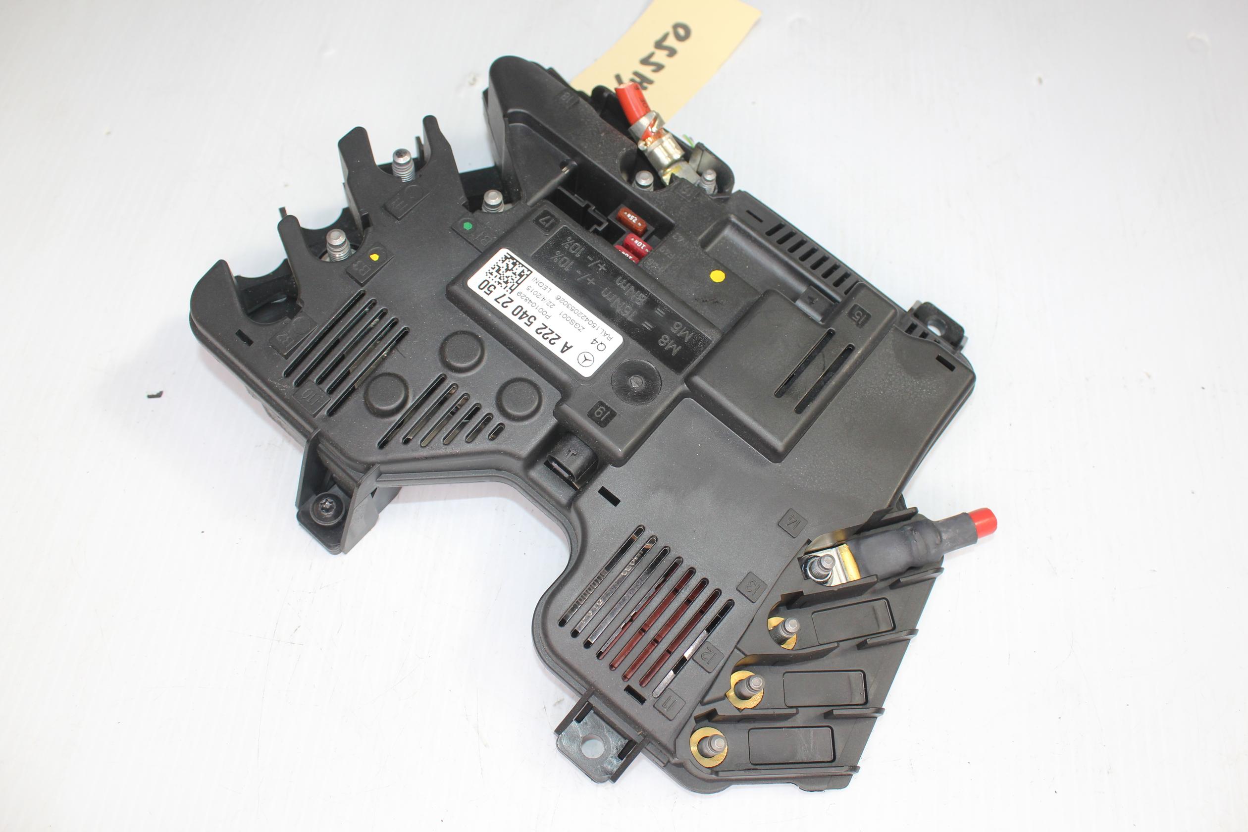 Mercedes Benz W222 S Class Rear Fuse Relay Box A2225402750 - Image 5