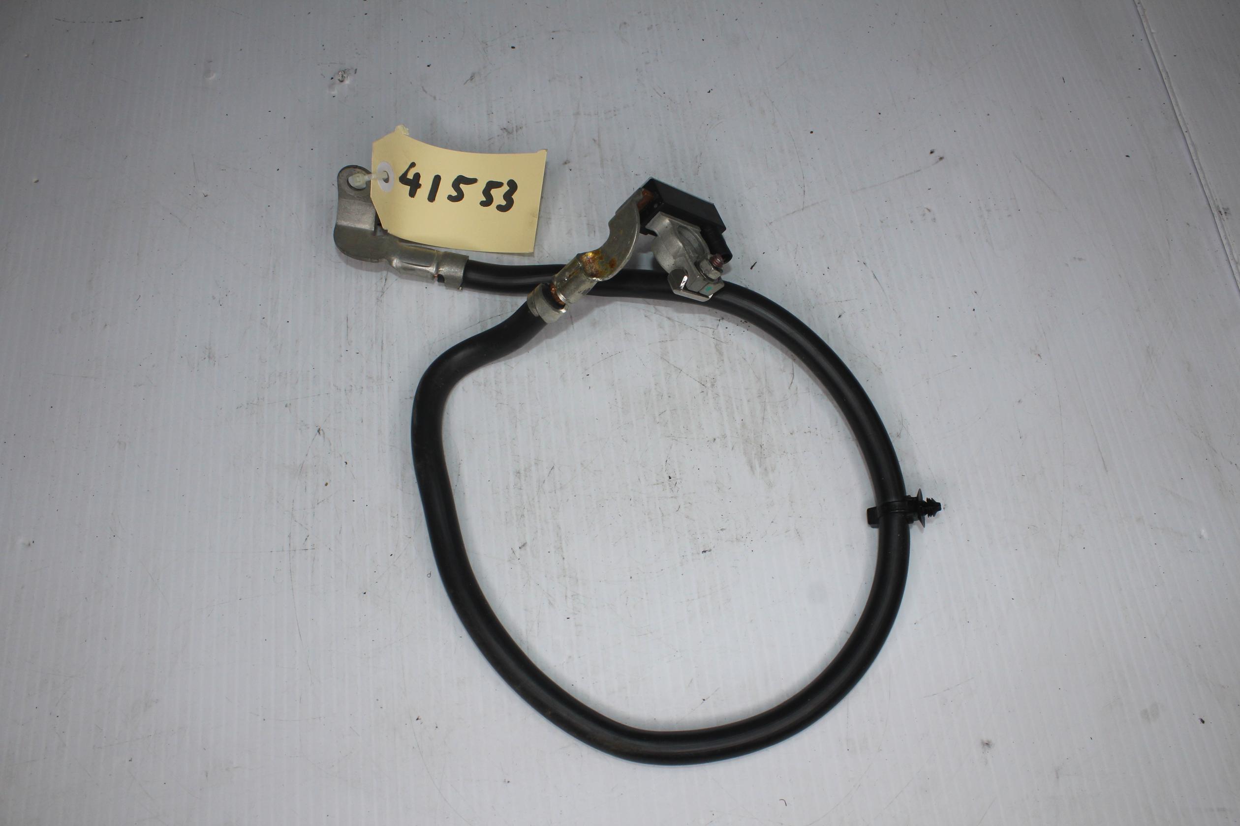 Mercedes Benz W222 S Class Negative Battery Cable Terminal A2215421018 - Image 1