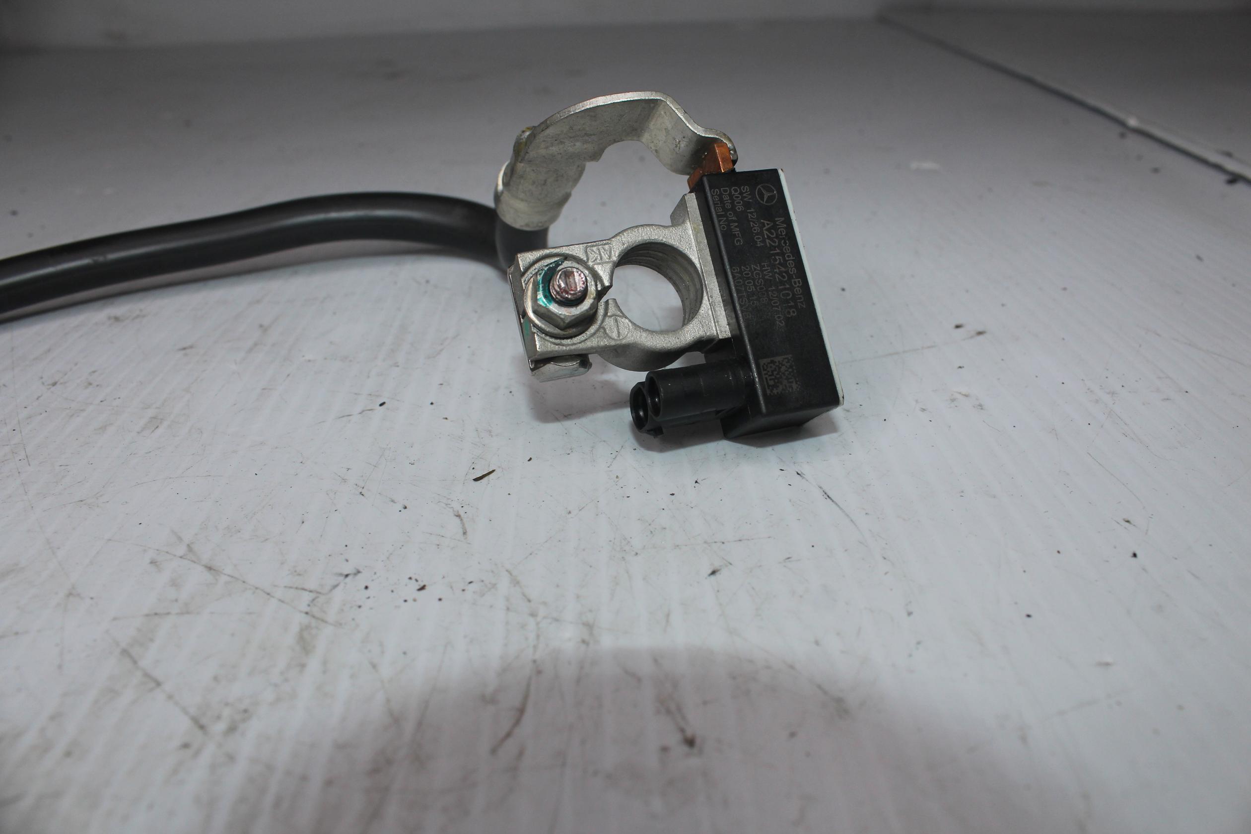 Mercedes Benz W222 S Class Negative Battery Cable Terminal A2215421018 - Image 6