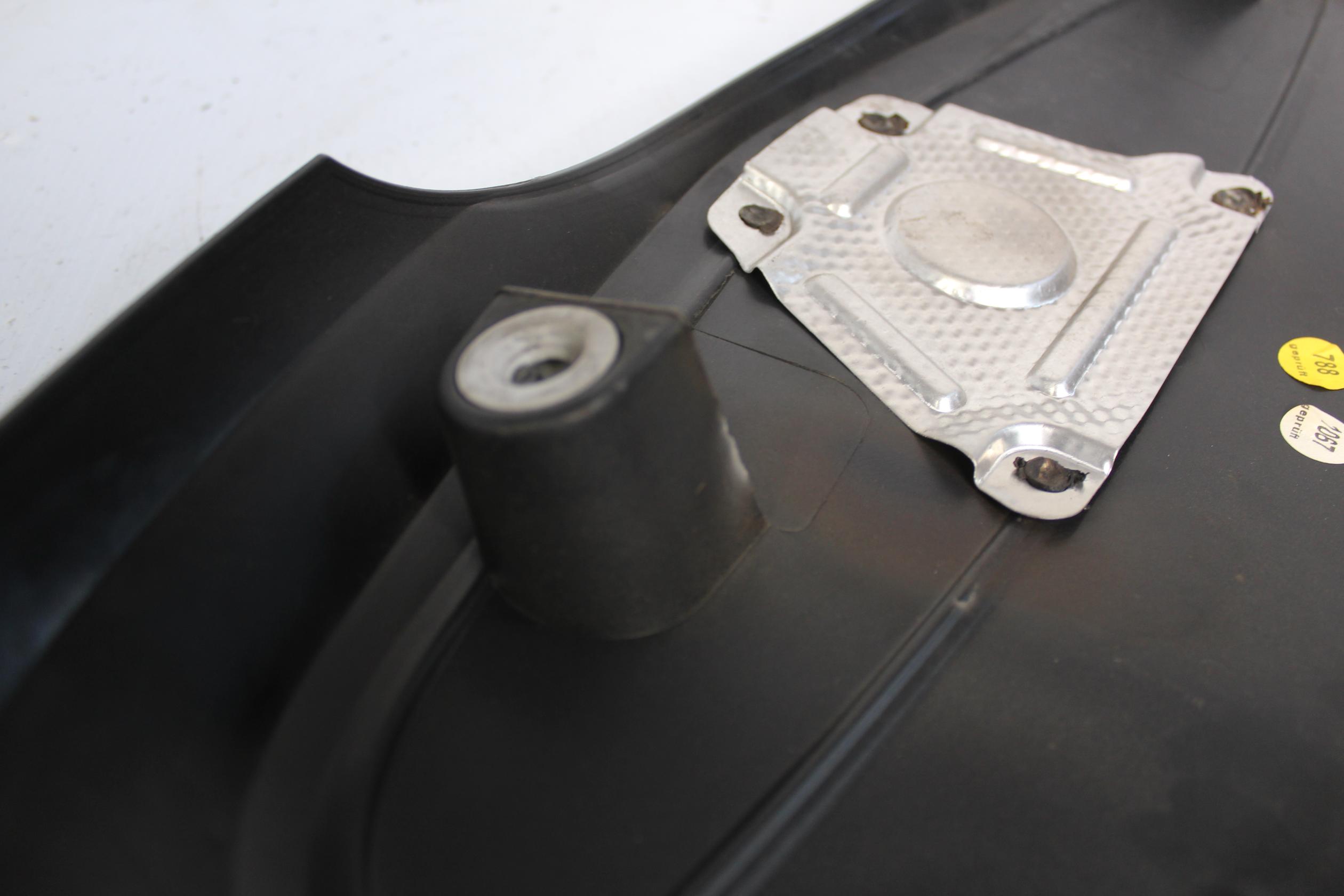Mercedes Benz W176 A250 Engine Cover A2700102801 - Image 11