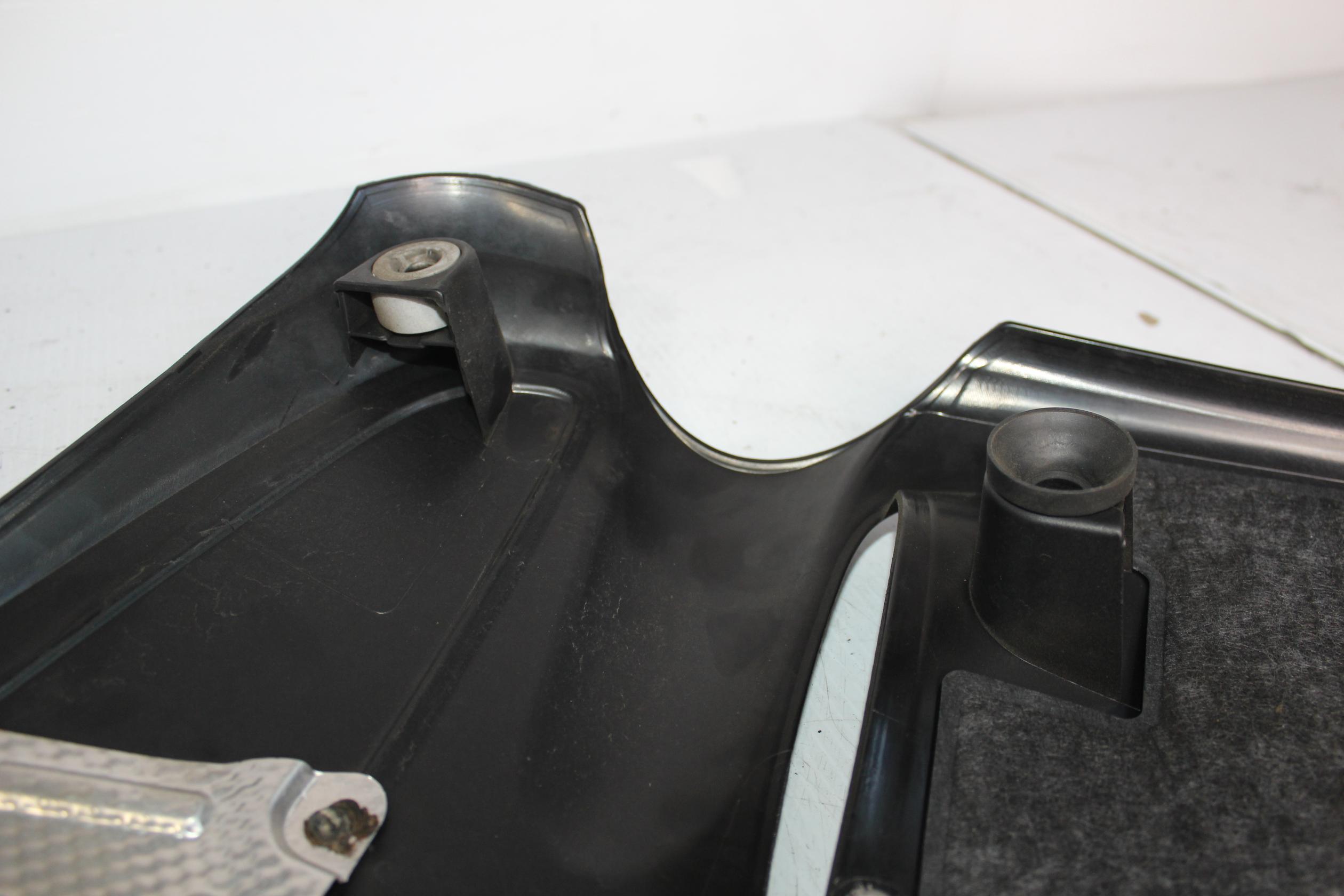 Mercedes Benz W176 A250 Engine Cover A2700102801 - Image 12
