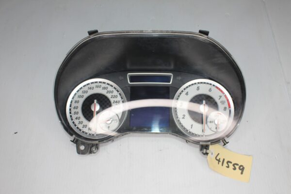 Mercedes Benz W176 A250 Instrument Cluster Speedometer A1769002903