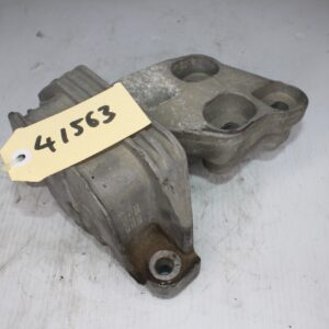 Mercedes Benz W176 A250 Transmission Gearbox Mount A2462400617