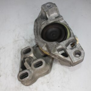 Mercedes Benz W176 A250 Transmission Gearbox Mount A2462400617 - Image 6