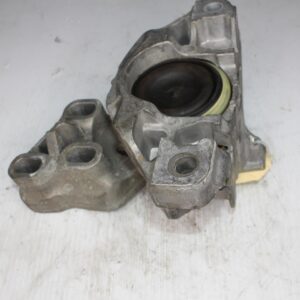 Mercedes Benz W176 A250 Transmission Gearbox Mount A2462400617 - Image 9