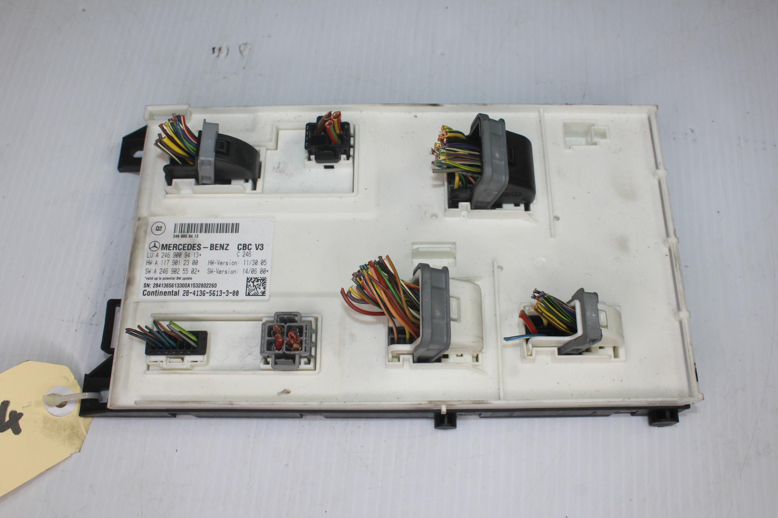 Mercedes Benz W176 A Class Front SAM Module A2469009413, A1569005303 - Image 2
