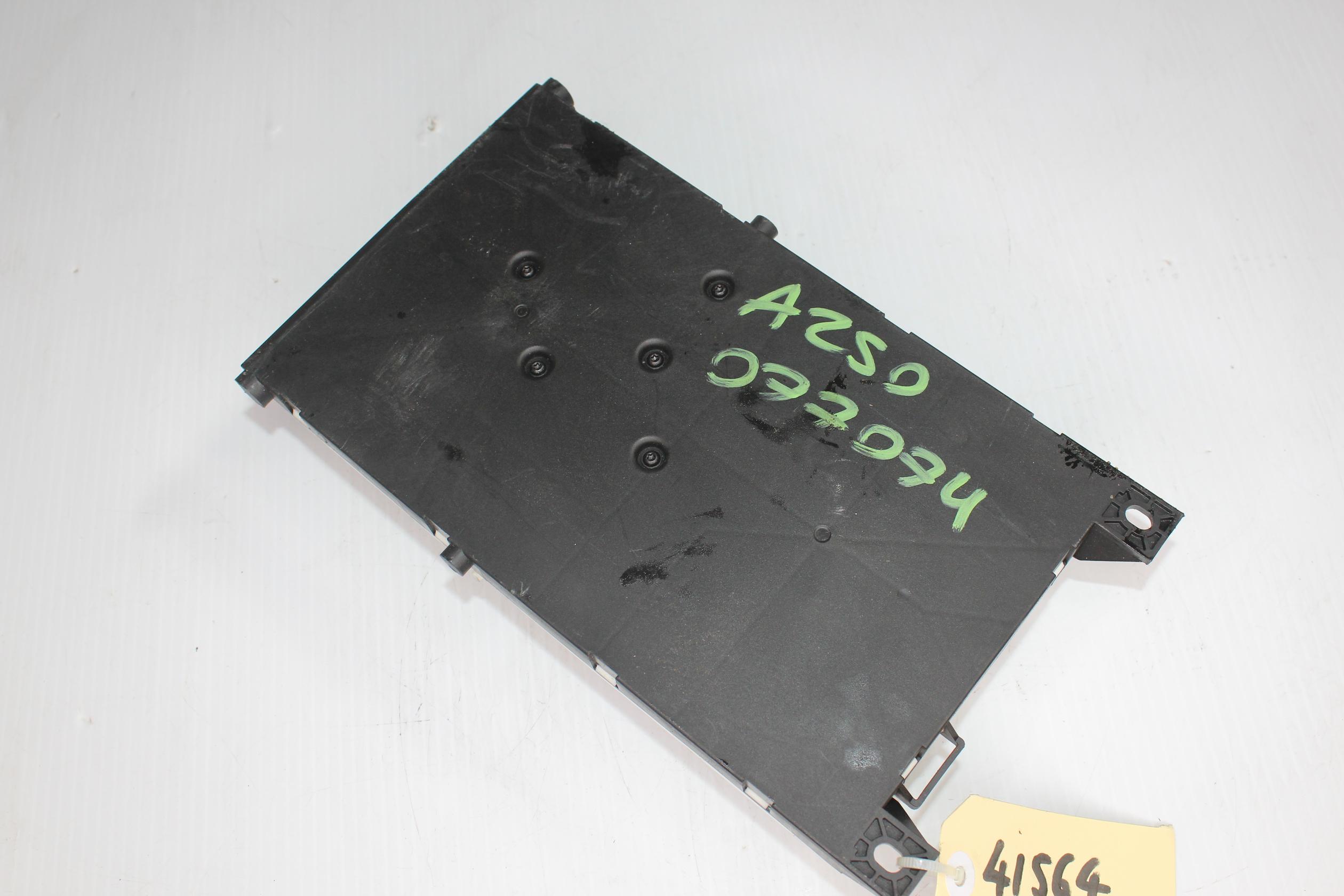 Mercedes Benz W176 A Class Front SAM Module A2469009413, A1569005303 - Image 11
