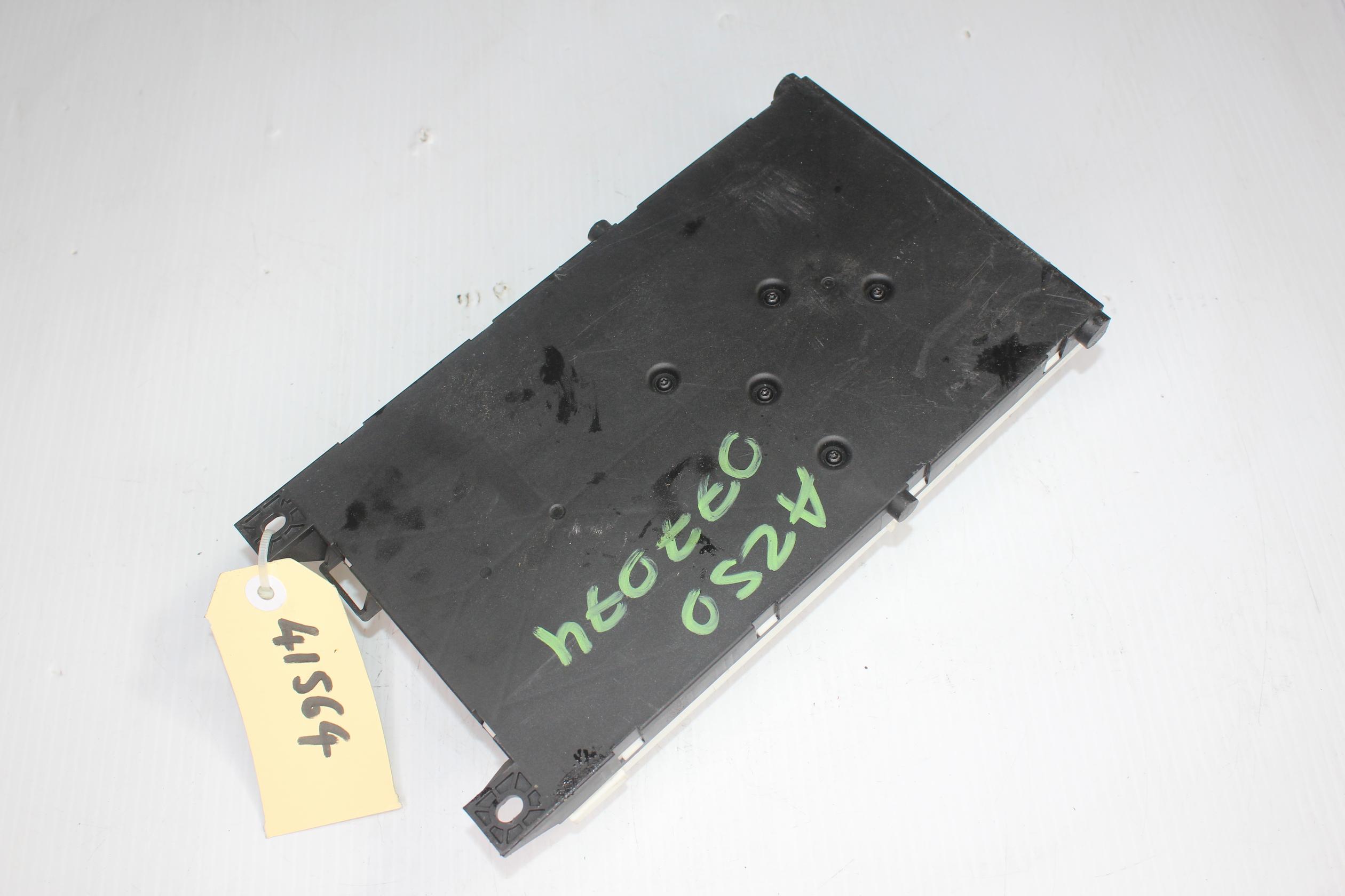 Mercedes Benz W176 A Class Front SAM Module A2469009413, A1569005303 - Image 8