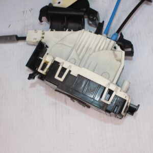Mercedes Benz W204 C63 AMG Left Rear Door Lock Actuator A2047302735 - Image 2