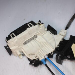 Mercedes Benz W204 C63 AMG Left Rear Door Lock Actuator A2047302735 - Image 3
