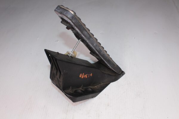 Mercedes Benz W222 S Class Accelerator Throttle Pedal A2223001100
