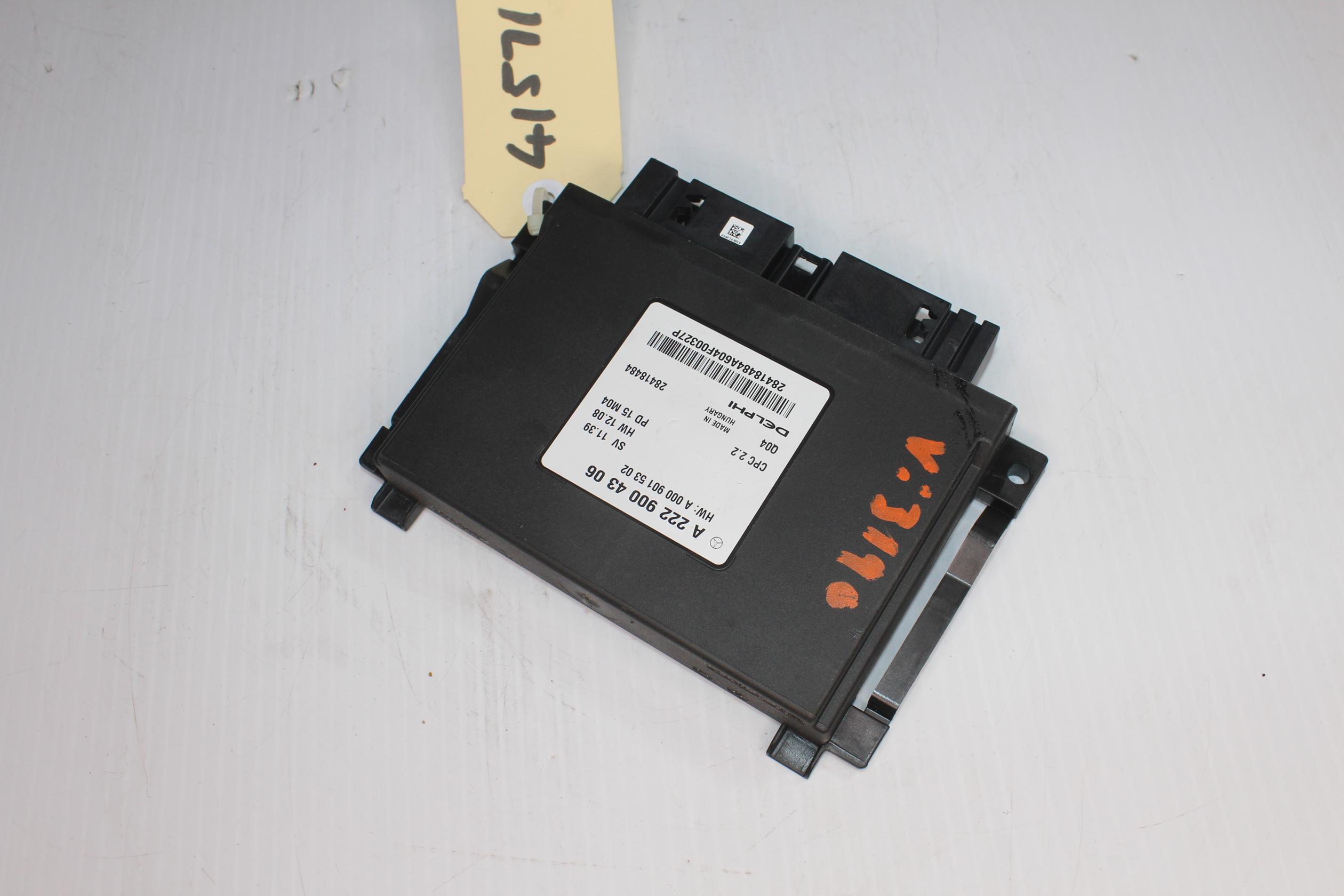 Mercedes Benz W222 S400 Drivetrain Control Unit A2229004306 - Image 3
