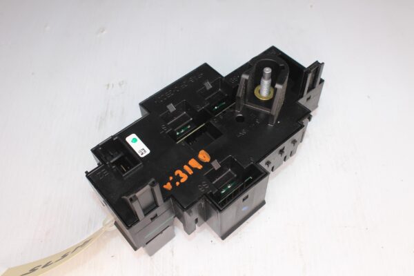 Mercedes Benz W222 S400 Engine Bay Relay Fuse Box Module A2229063302