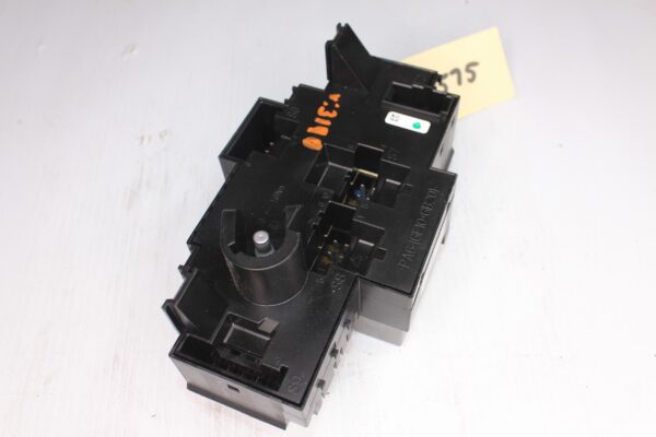 Mercedes Benz W222 S400 Engine Bay Relay Fuse Box Module A2229063302