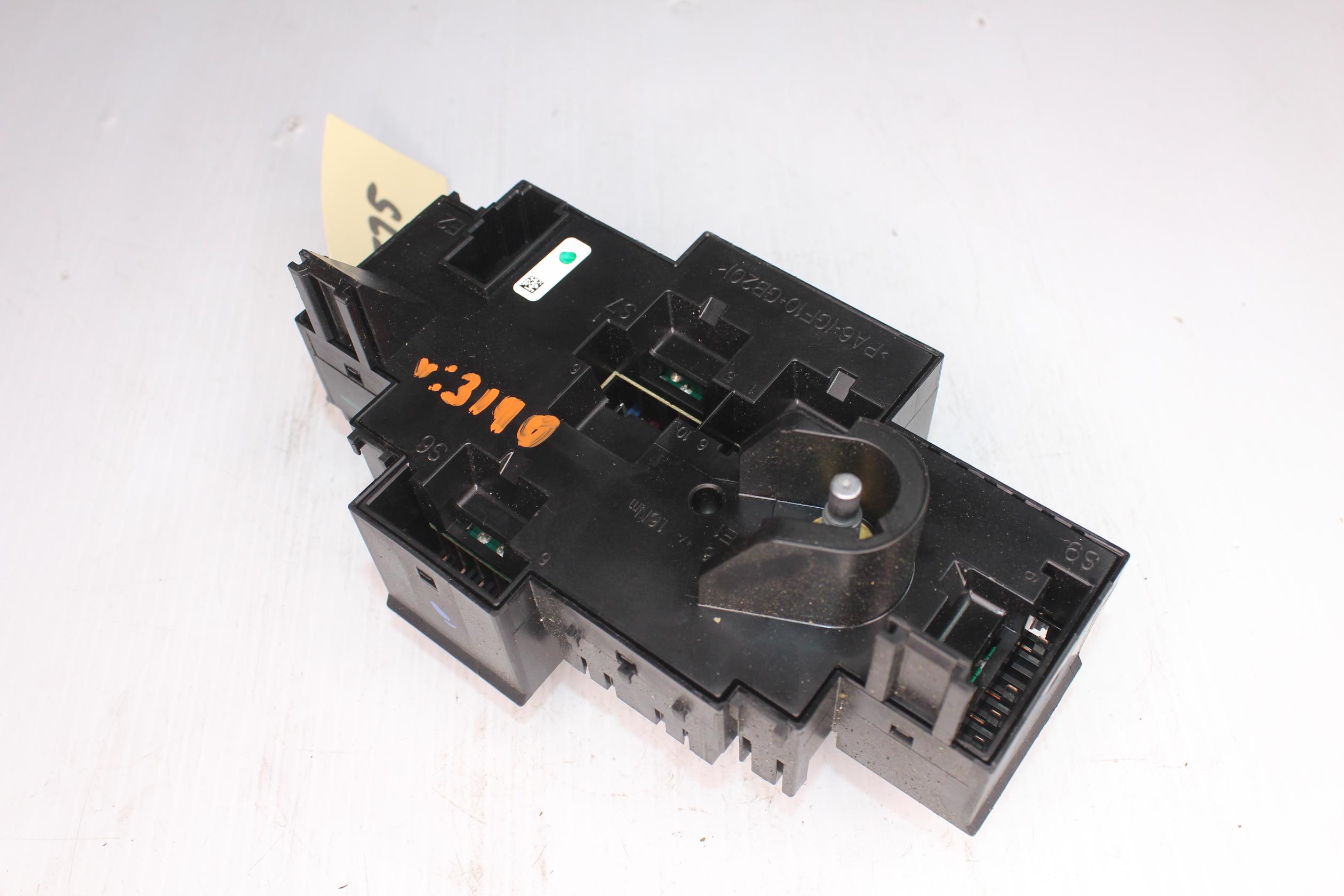 Mercedes Benz W222 S400 Engine Bay Relay Fuse Box Module A2229063302 - Image 9