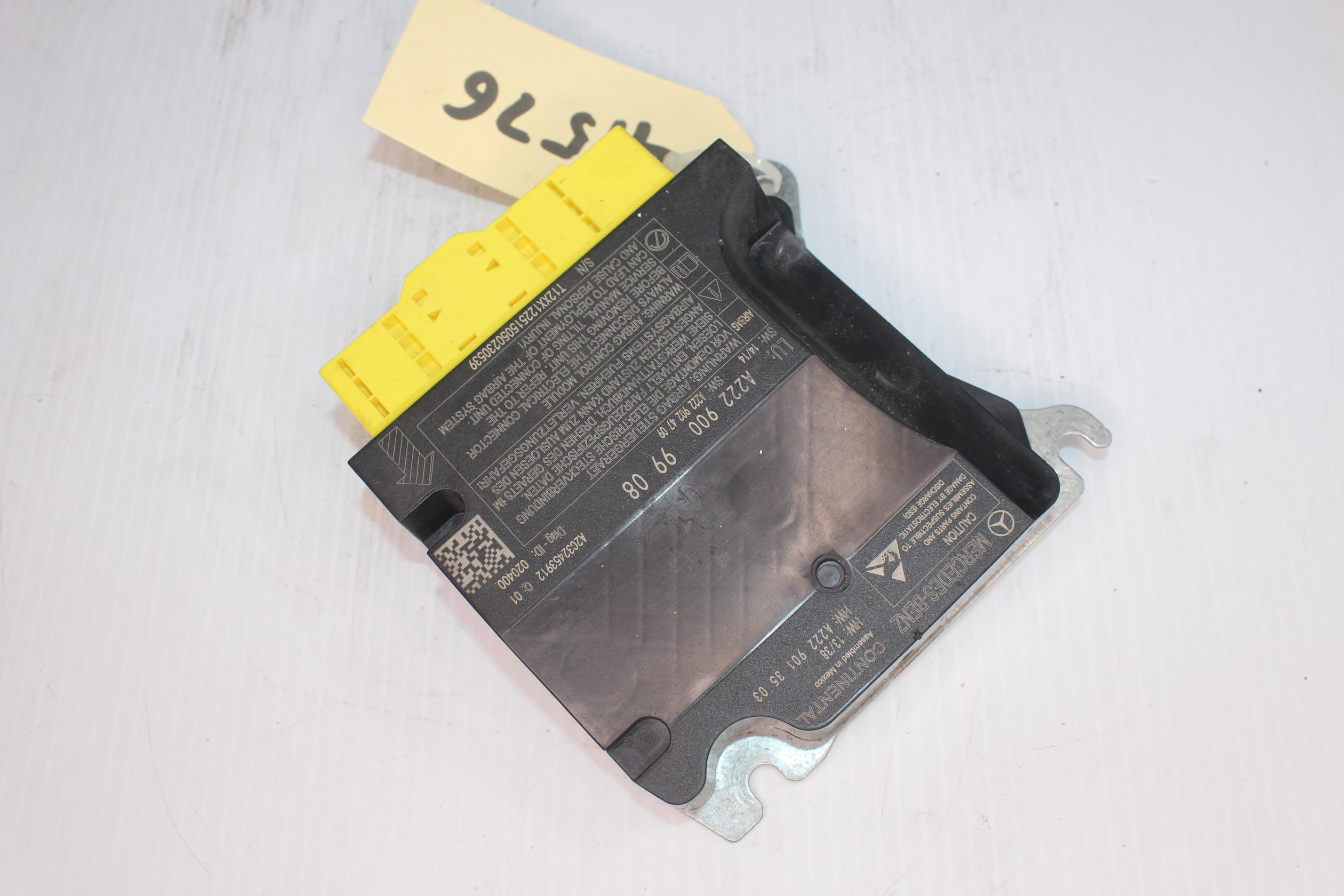 Mercedes Benz W222 S400H SRS Airbag Module Control Unit A2229009908 - Image 3