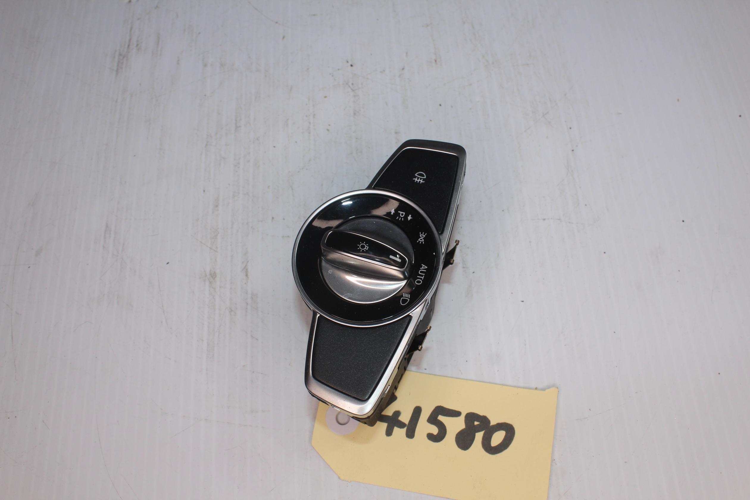 Mercedes Benz W222 S Class Headlight Control Switch A2229050200, A2229050107 - Image 4