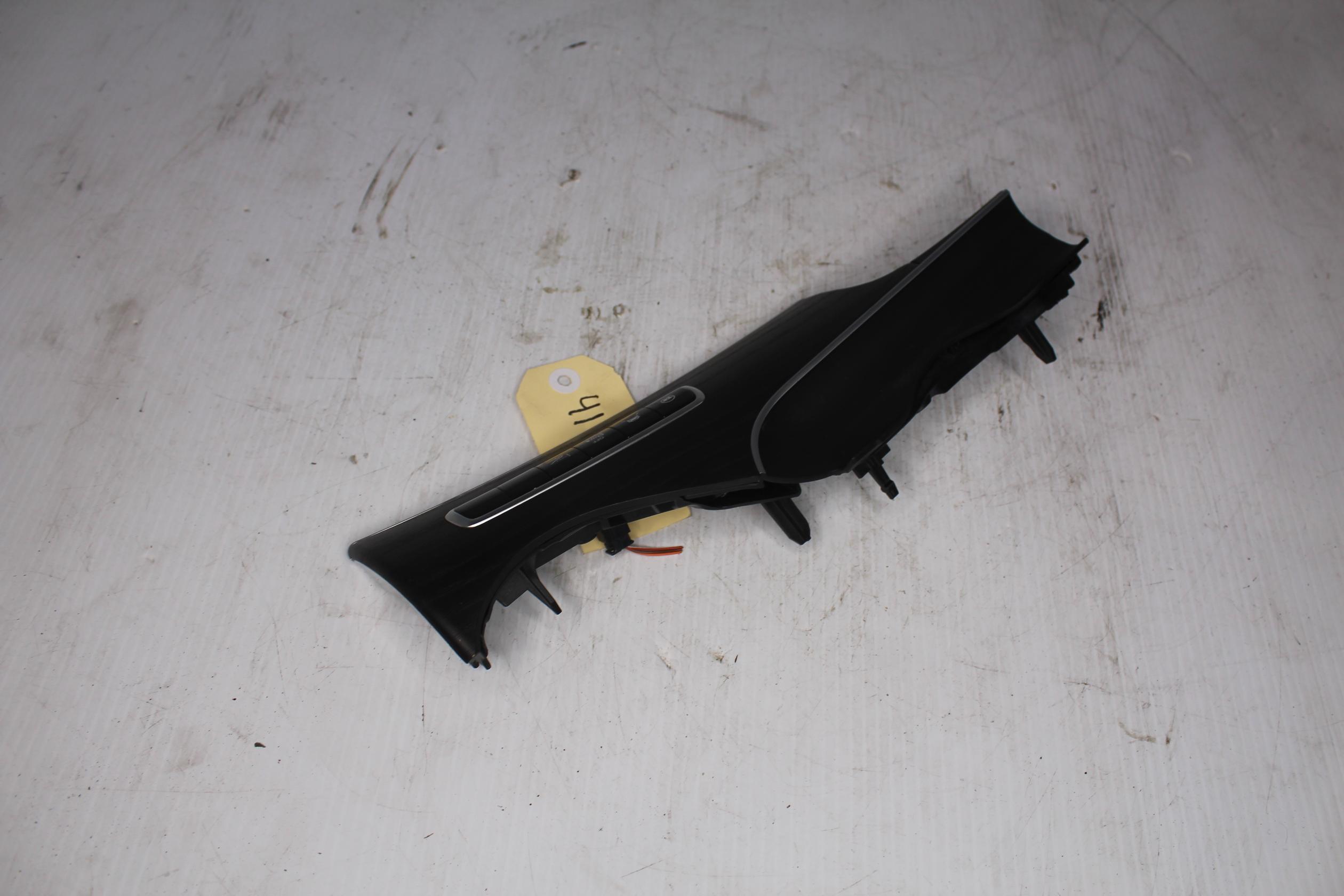 Mercedes Benz W238 E Class Driver Assistance Switch Block A2179052700 - Image 4