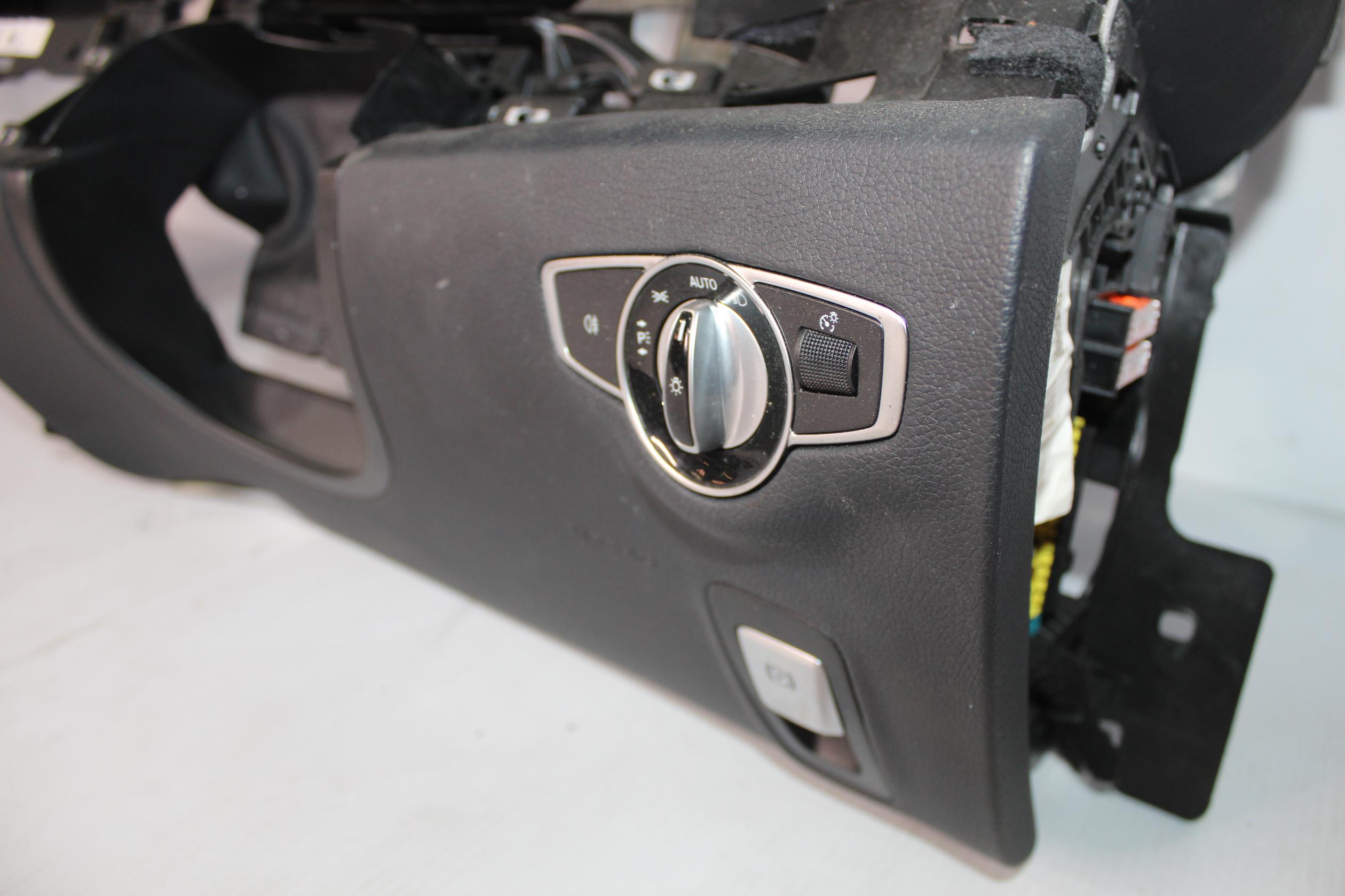 Mercedes Benz W213 W238 E Class Dashboard Instrument Panel A2136800105  9K00 - Image 7