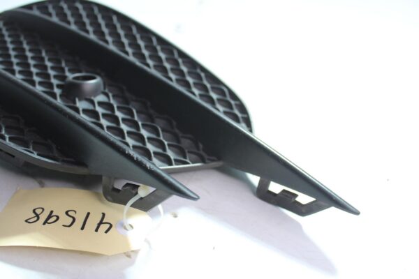 Mercedes Benz W213 W238 E Class Front Right Bumper Bar Grille A2138856800