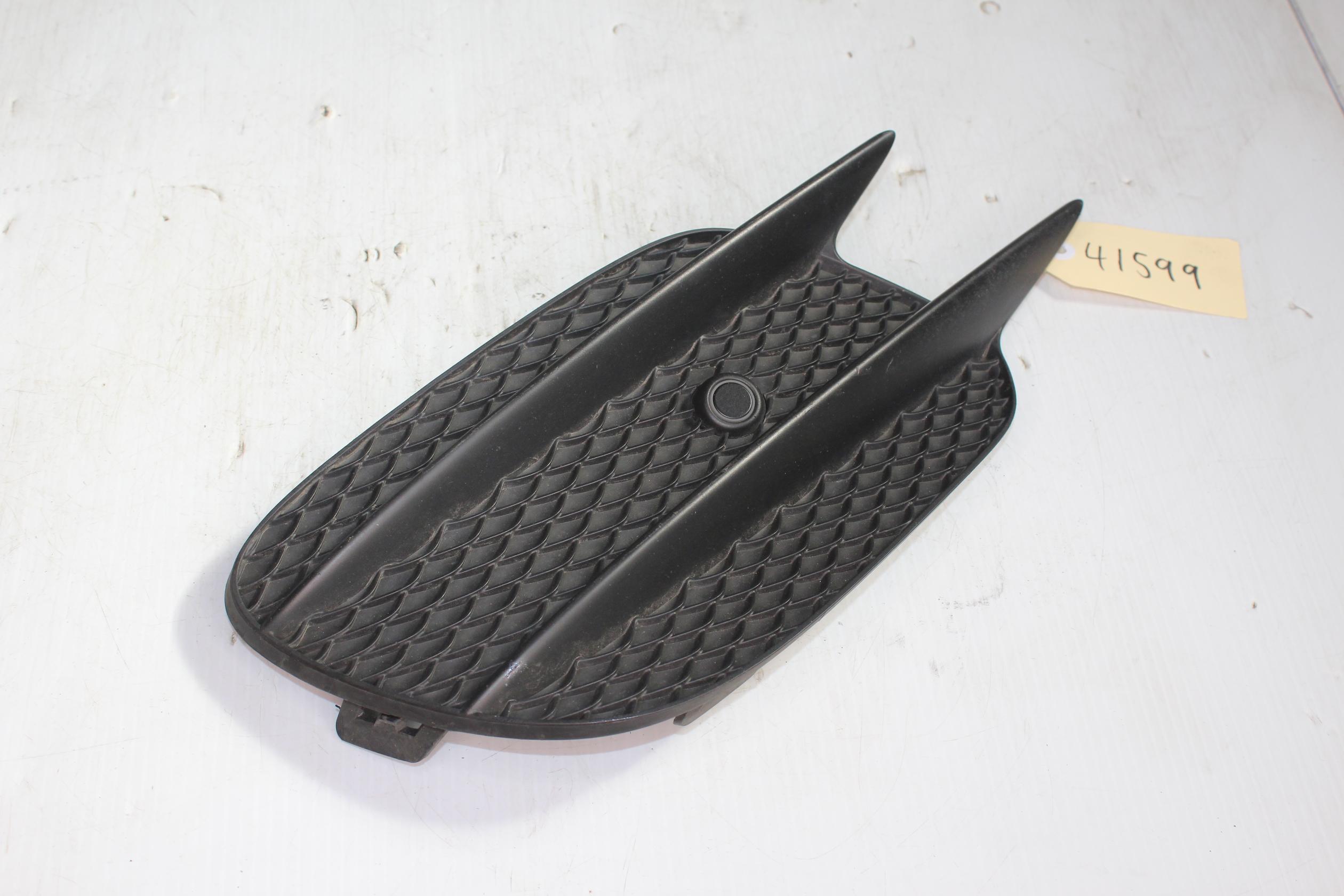 Mercedes Benz W213 W238 E Class Front Left Bumper Bar Grille A2138856700 - Image 2