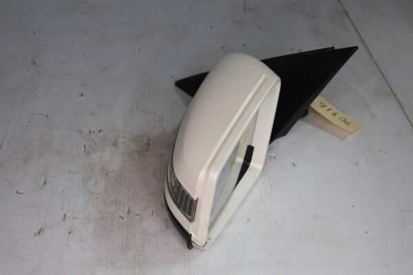 Mercedes Benz W212 E63 LH Left Door Mirror Assembly A2128100576, A2128102576