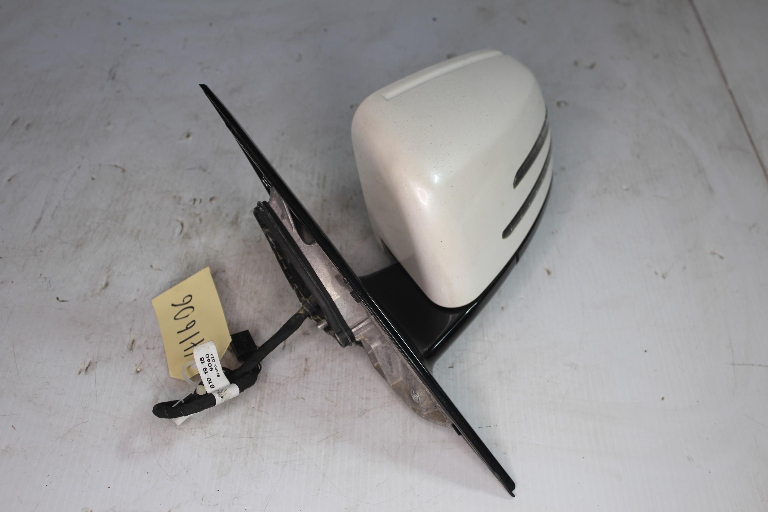 Mercedes Benz W212 E63 LH Left Door Mirror Assembly A2128100576, A2128102576 - Image 3