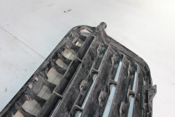 Mercedes Benz W212 E63 AMG Front Radiator Main Grille A2128800583, A2128801083