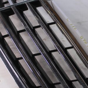 Mercedes Benz W212 E63 AMG Front Radiator Main Grille A2128800583, A2128801083 - Image 7