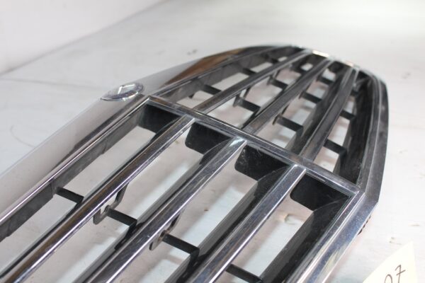 Mercedes Benz W212 E63 AMG Front Radiator Main Grille A2128800583, A2128801083