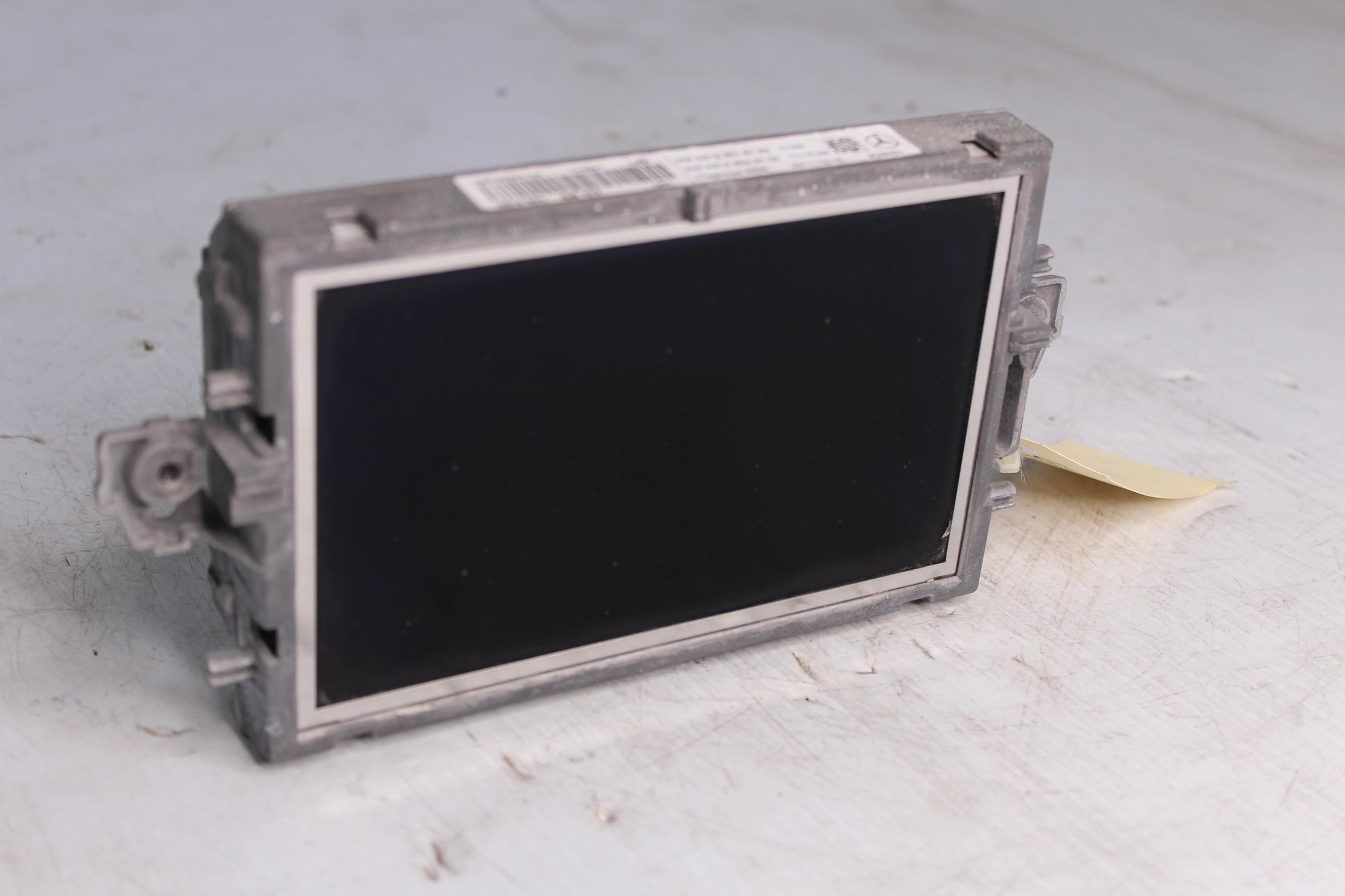 Mercedes Benz W212 E63 Radio Screen Display A2129004407, A2129002213 - Image 11