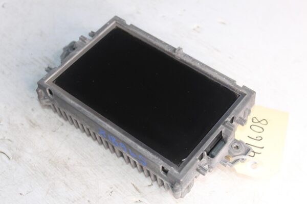 Mercedes Benz W212 E63 Radio Screen Display A2129004407, A2129002213