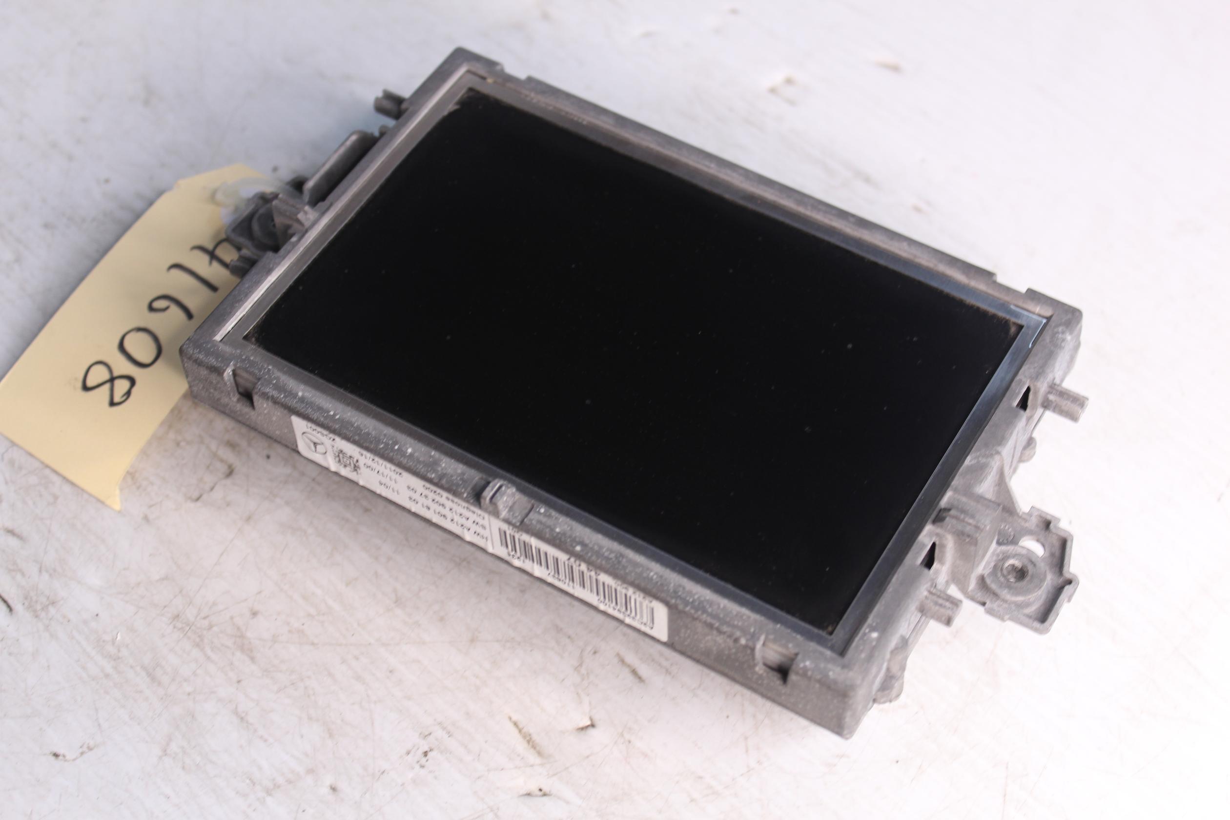 Mercedes Benz W212 E63 Radio Screen Display A2129004407, A2129002213 - Image 5
