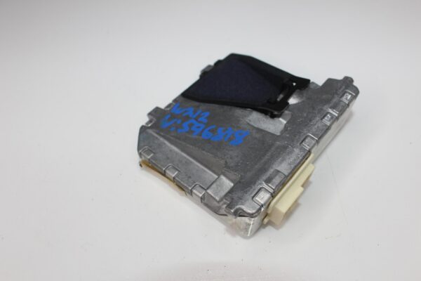 Mercedes Benz W212 E63 Front Windscreen Multifunction Camera A0009057302