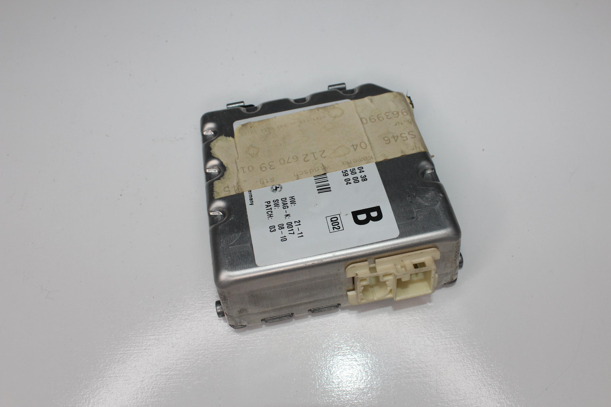 Mercedes Benz W212 E63 Front Windscreen Multifunction Camera A0009057302 - Image 9