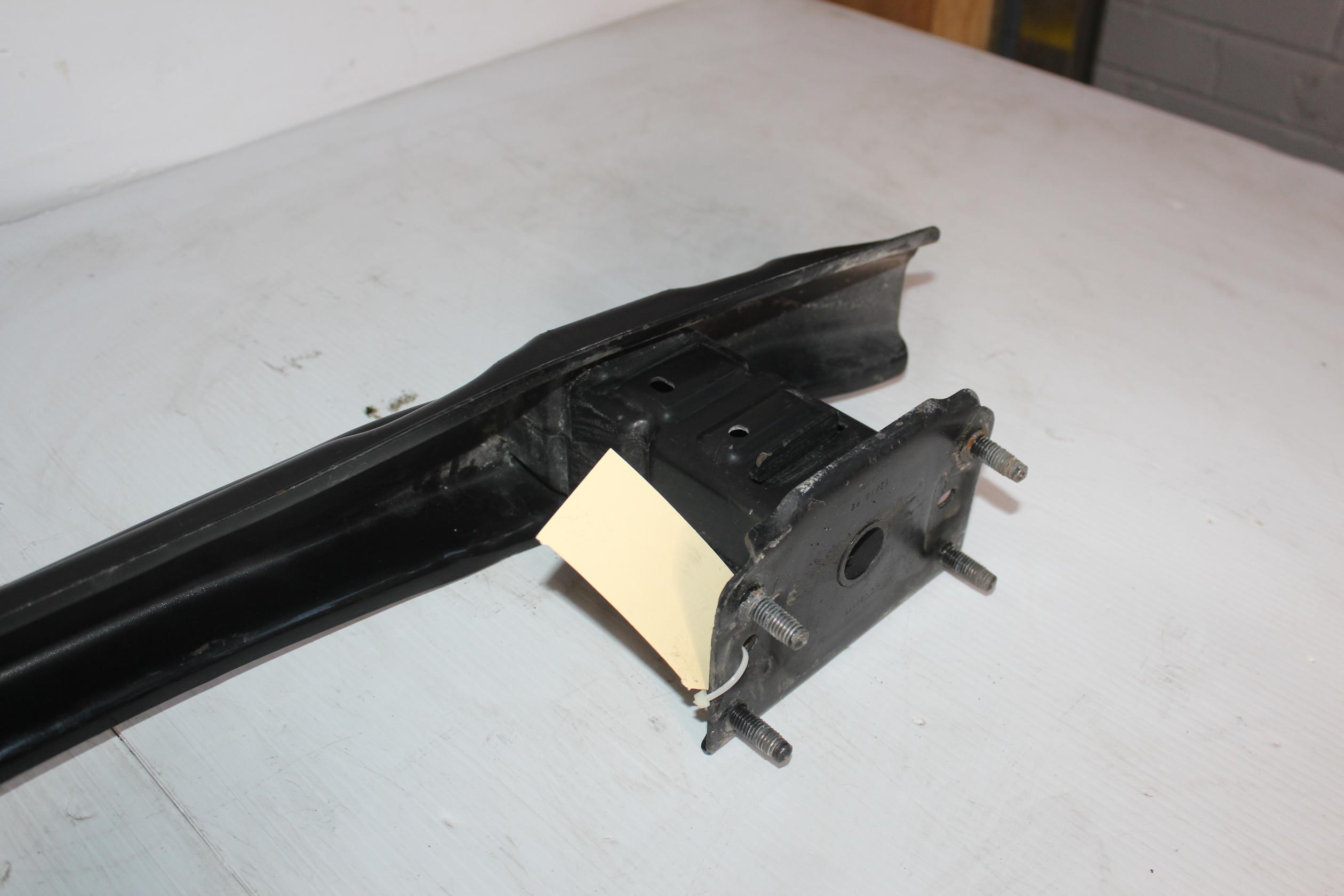 Mercedes Benz W212 E63 Rear Crash Bumper Reinforcement A2126102014, A2126100614 - Image 13