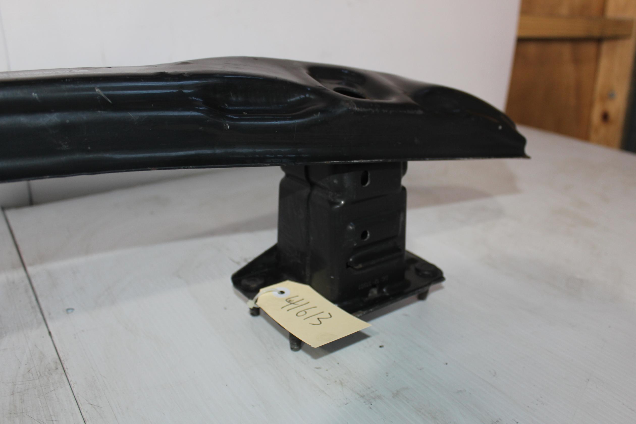 Mercedes Benz W212 E63 Rear Crash Bumper Reinforcement A2126102014, A2126100614 - Image 8