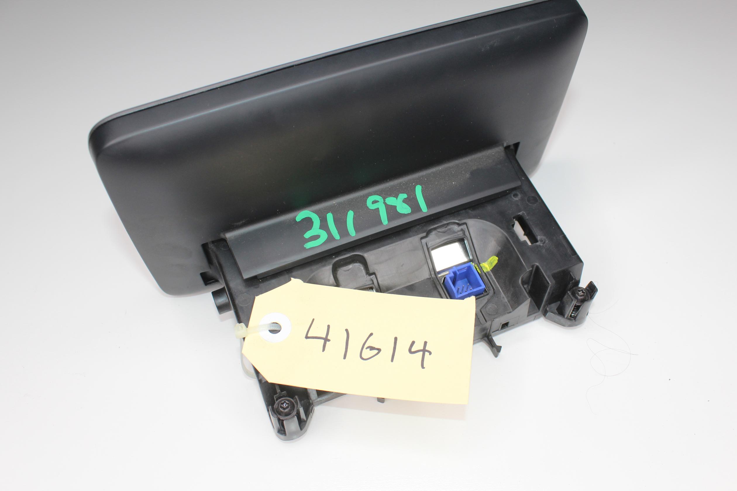 Mercedes Benz W205 C C200 Display Screen Headunit A2059004113 - Image 5
