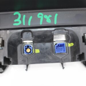 Mercedes Benz W205 C C200 Display Screen Headunit A2059004113 - Image 7