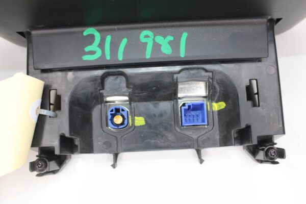 Mercedes Benz W205 C C200 Display Screen Headunit A2059004113