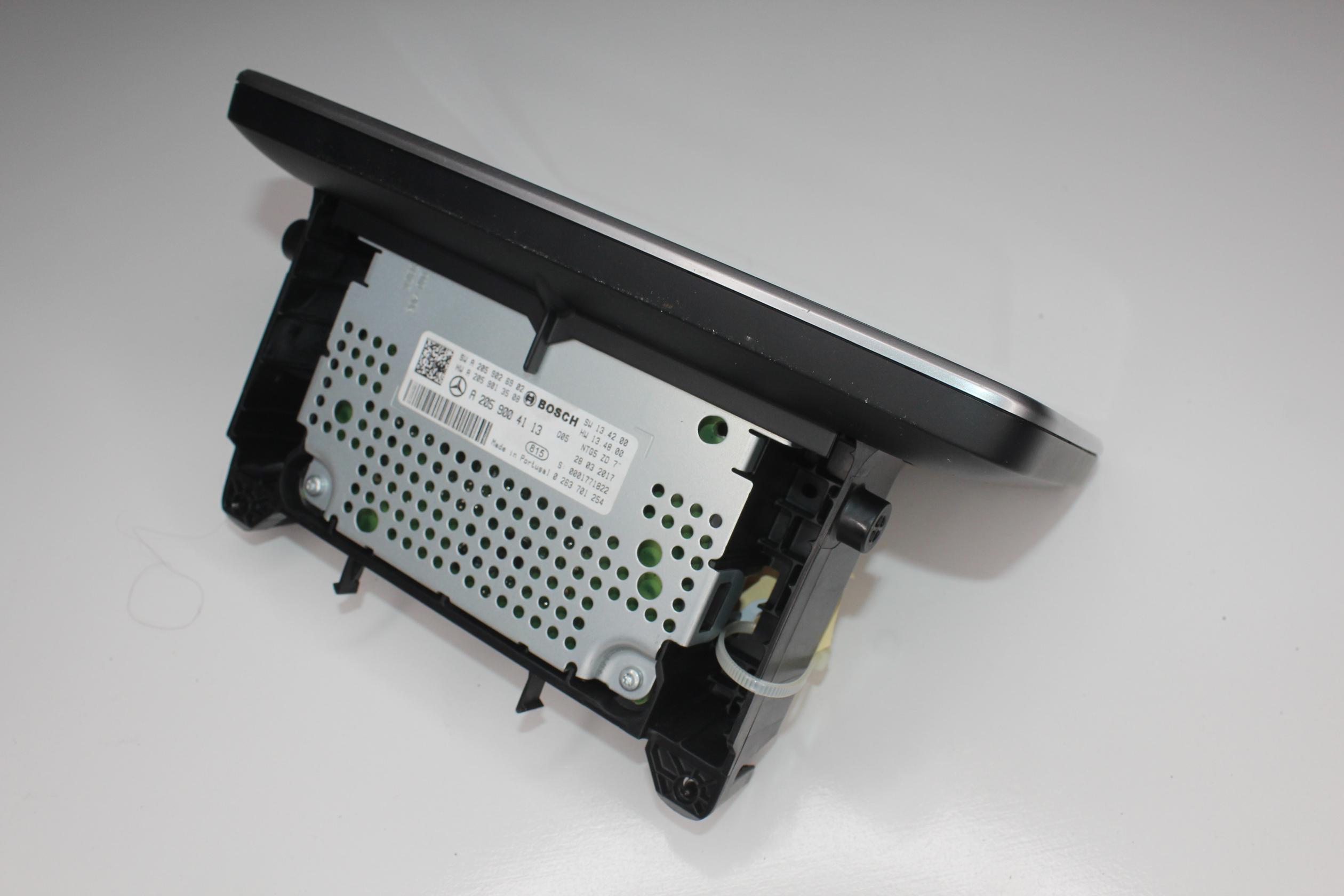 Mercedes Benz W205 C C200 Display Screen Headunit A2059004113 - Image 10