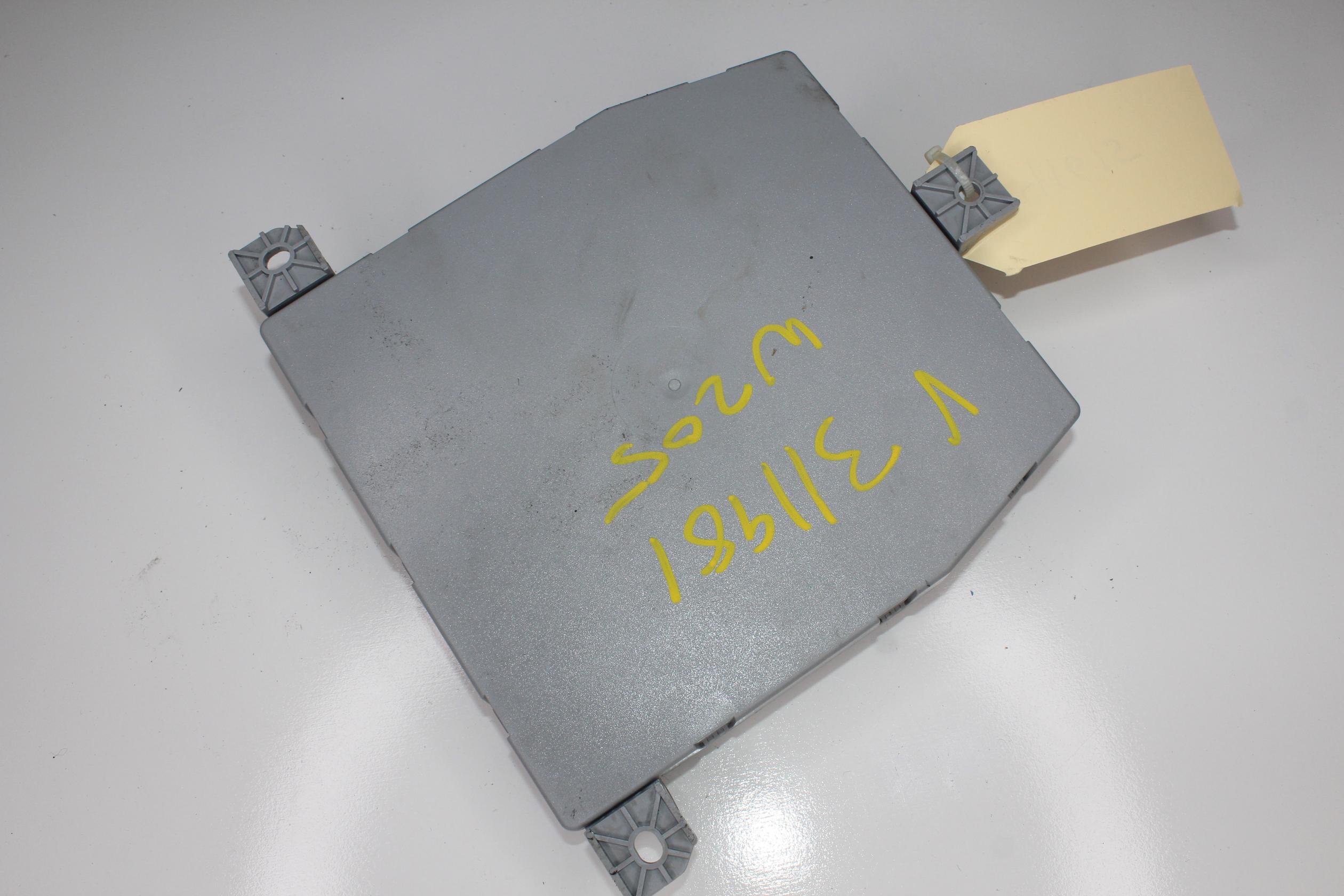 Mercedes Benz W205 C200 Front SAM Module A2059006822, A2059006330 - Image 12
