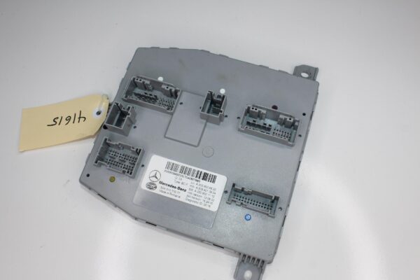 Mercedes Benz W205 C200 Front SAM Module A2059006822, A2059006330