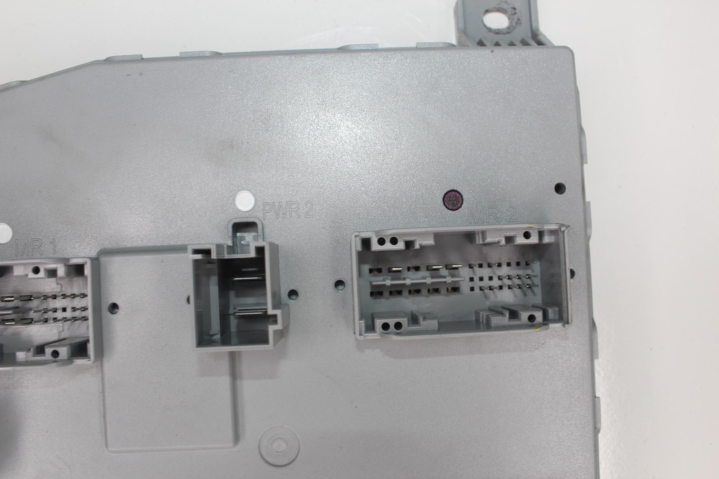 Mercedes Benz W205 C200 Front SAM Module A2059006822, A2059006330 - Image 8