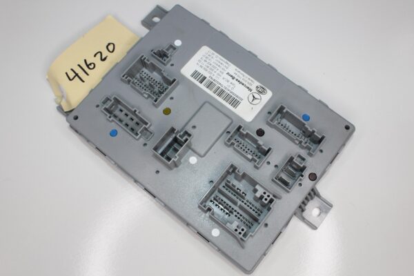 Mercedes Benz W205 C200 Rear SAM BCM Module Control Unit A2229005914