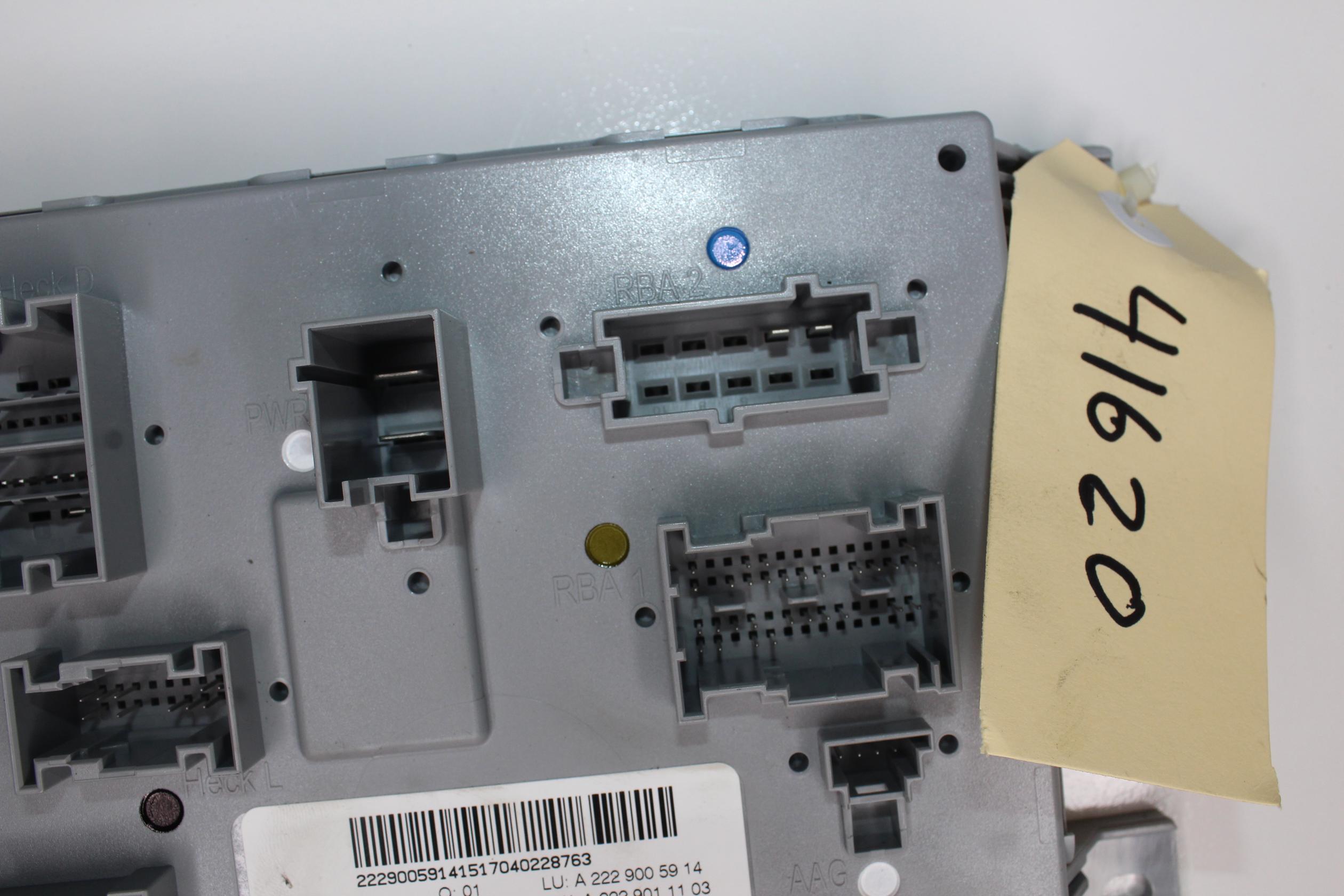 Mercedes Benz W205 C200 Rear SAM BCM Module Control Unit A2229005914 - Image 8