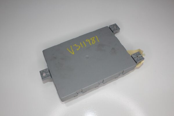 Mercedes Benz W205 C200 Rear SAM BCM Module Control Unit A2229005914