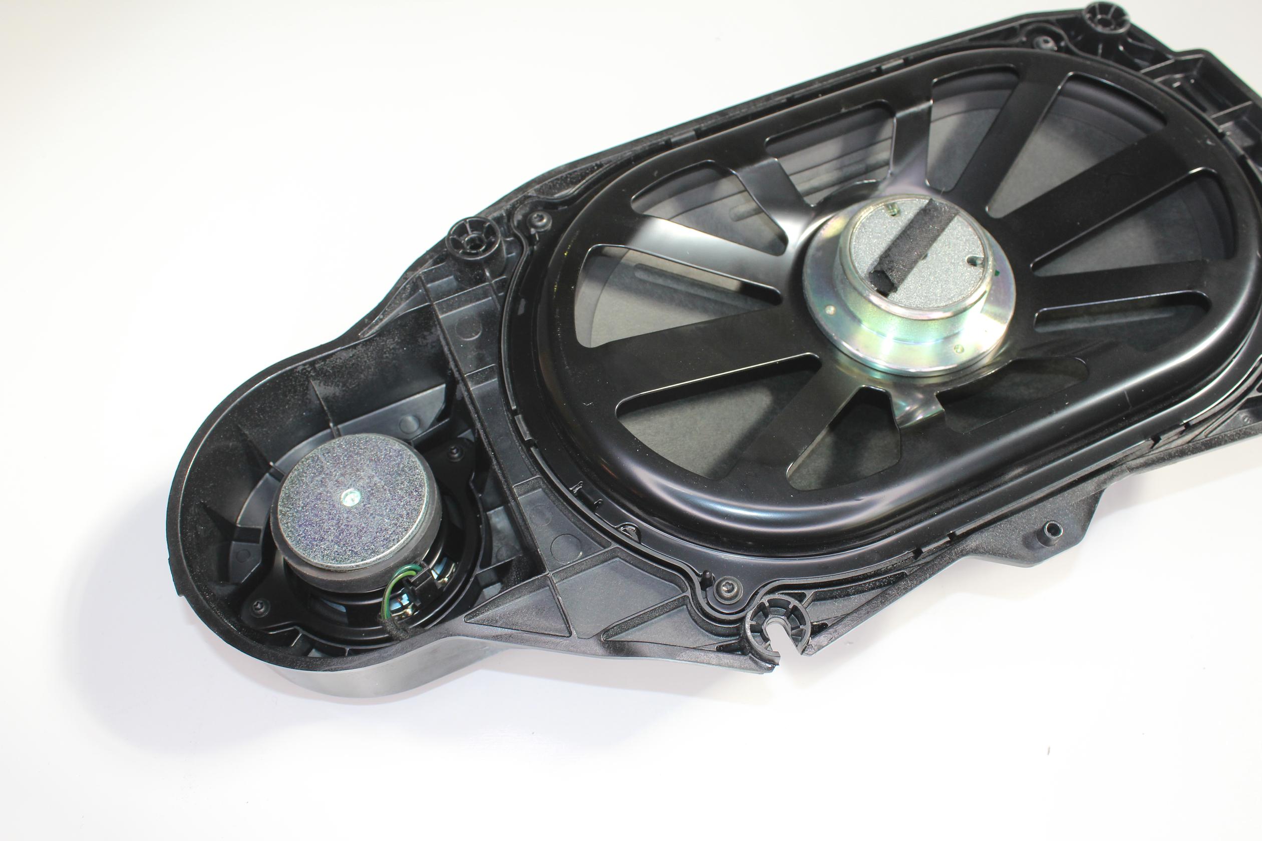 Mercedes Benz W212 E63 AMG Parcel Shelf Subwoofer Speaker A2128202302 - Image 10