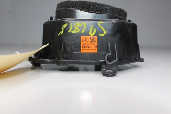 Mercedes Benz W204 W212 C63 E63 Rear Parcel Shelf Speaker A2048202402