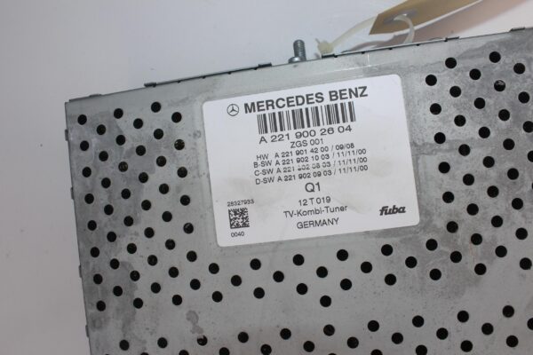 Mercedes Benz W212 E Class E63 AMG Headunit Stereo Tuner A2219002604